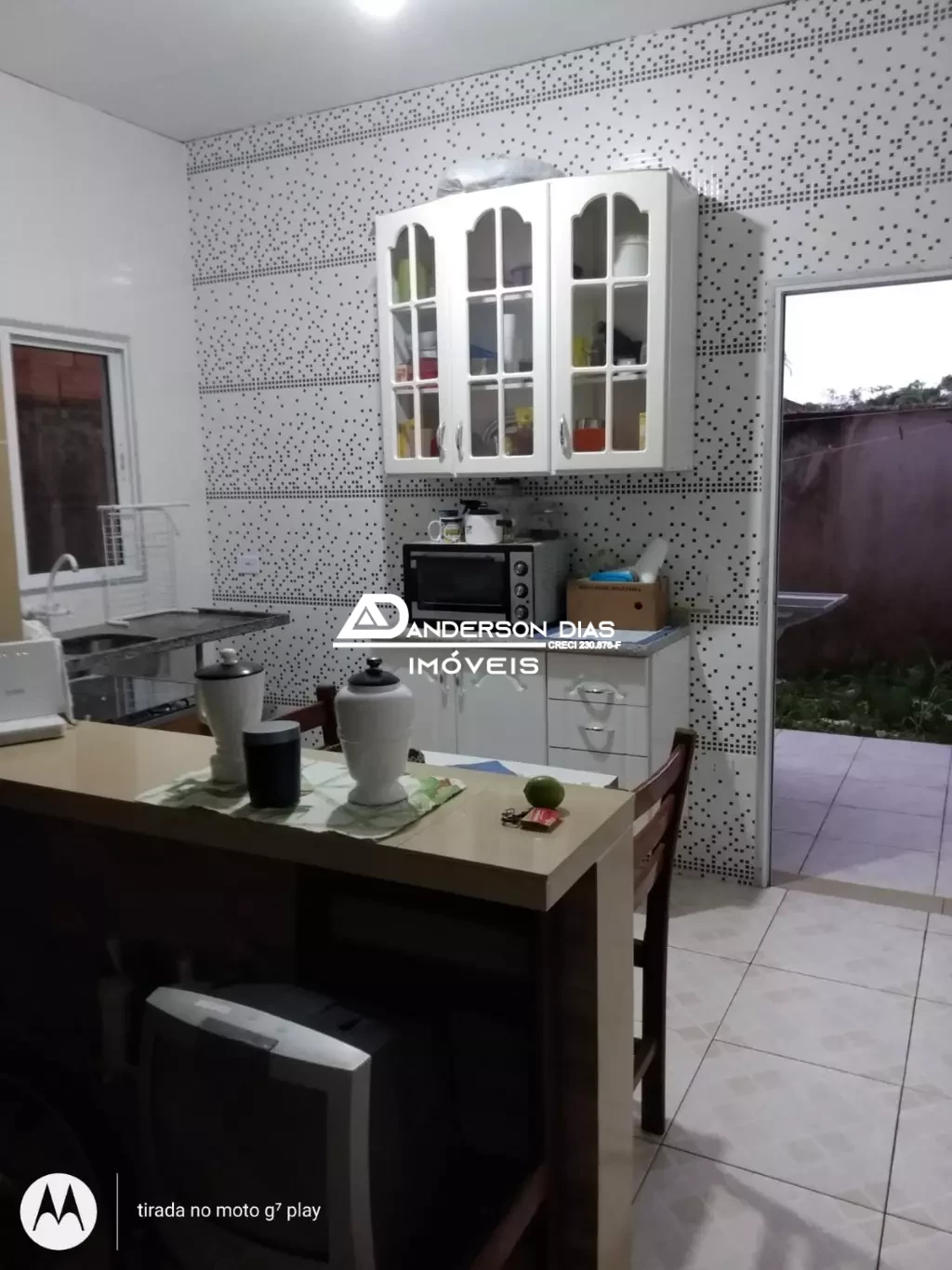 Sobrado em condomínio fechado com 2 dormitórios à venda, 75M² por R$ 350.000 - Massaguaçu - Caraguatatuba/SP